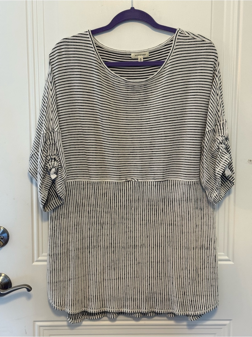 Max Studio Black & White Long Sleeve Striped Tunic